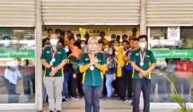 Viral Video Karyawan Giant Pamit (ist) 