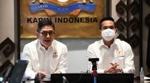 Ketua Umum Kadin Indonesia Arsjad Rasjid bersama Ketua Dewan Pertimbangan Kadin Indonesia Anindya Bakrie