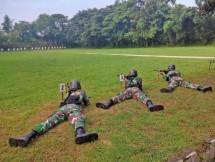  Prajurit Batalyon Infanteri 1 Marinir Tingkatkan Kemampuan Menembak