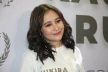 Artis Cantik Prilly Latuconsina 