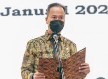 Menperin Agus Gumiwang Kartasasmita