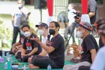 Menteri Pendidikan, Kebudayaan, Riset, dan Teknologi (Mendikbudristek) Nadiem Anwar Makarim berdialog dengan 41 Calon Guru Penggerak se-Kota Tarakan, Kalimantan Utara, pada Kamis (10/3). 