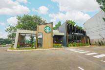 Lebih dari 30 tenants telah menyatakan minat untuk bergabung di commercial street Shila at Sawangan sepanjang 1KM. Saat ini, salah satu tenant yang sudah beroperasi di commercial street ini adalah gerai kopi internasional Starbucks.