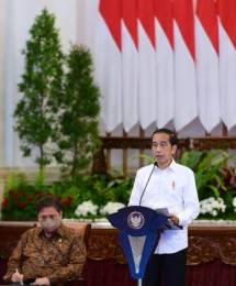 Presiden Jokowi Ingatkan Jajarannya Tepat Ambil Kebijakan dan Empati pada Rakyat