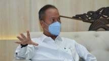 Menteri Perindustrian Agus Gumiwang Kartasasmita