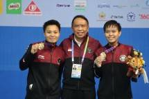  Menpora Amali Senang Pasangan Baru Ganda Putri Apriyani/Fadia Ukir Emas di SEA Games 2021 Vietnam Cabang olahraga (cabor) bulu tangkis berhasil mempersembahkan medali emas di ajang SEA Games 2021 Vietnam. Apriyani Rahayu/Siti Fadia Silva Ramadhanti yang tampil di final nomor perorangan ganda putri berhasil keluar sebagai juara di Bac Giang Gymnasium, Minggu (22/5) sore.(foto:rayki/kemenpora.go.id) 