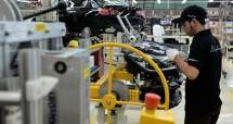 Ilsutrasi investasi perusahaan otomotif BMW. (Dimas Ardian/Bloomberg)