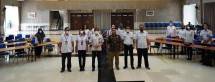 Coach Jojo (Tengah Baju Batik)