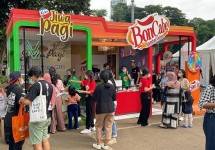 Booth BonCabe yang berada di Basketball Hall Senayan. Ini adalah tempat bagi pengunjung yang ingin menikmati sajian pedas khas BonCabe pada Lexiconcert Isyana di Jakarta. (Foto: Humas PT Kobe Boga Utama)
