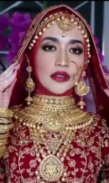 Artis Senior Nana Mardiana