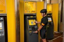  PT Bank Maybank Indonesia, Tbk. (Maybank Indonesia), pun memberikan solusi perbankan syariah melalui Unit Usaha Syariah (UUS) Maybank Indonesia
