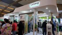 Tunjukan TENCEL&trade; dan LENZING&trade; ECOVERO&trade; di Indo Intertex 2022, Lenzing & SPV Buktikan Komitmen Keberlanjutan 