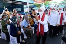 Ibu Iriana Joko Widodo dan Ibu Wury Tinjau Pelaksanaan Tes IVA di Tangerang