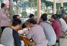 Komunitas Kreatif Tunanetra Mandiri Ajak OK OCE Kembangkan Usaha