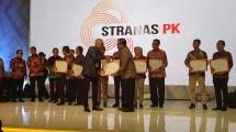 Kementerian PUPR Terima Penghargaan Aksi Stranas PK Implementasi Katalog Sektoral Konstruksi