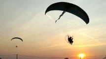 Penerbangan Paramotor di Ngawi (ist)
