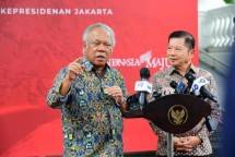 Menteri PUPR Basuki dan Menteri Perencanaan Pembangunan Nasional Republik Indonesia/Kepala Badan Perencanaan Pembangunan Nasional Suharso Monoarfa