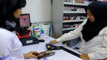 Transaksi melalui gesek EDC Bank BTN