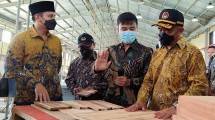 Menko PMK Acungi Jempol Polifurneka Besutan Kemenperin Cetak Ratusan SDM Industri Furnitur
