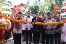 Didampingi Kepala Perpusnas, Bupati I Made Mahayastra Resmikan Perpustakaan Gianyar. Beri Nama Nawaksara