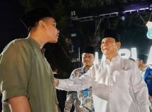 Menhan Prabowo Subianto bersama Walikota Surakarta,