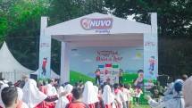 Ratusan anak mengikuti senam zumba for kids pada rangkaian acara NUVO Family Yuk, Main Di Luar.