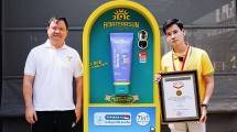 Amaterasun Sukses Raih Rekor MURI dengan Menghadirkan Sunscreen Dispenser Pertama di Indonesia