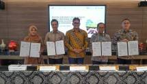 Penandatanganan Nota Kesepahaman antara Kilang Pertamina Internasional (KPI) dengan Pertamina Foundation (PF).