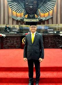 Mukhtarudin, Anggota Komisi VII DPR RI (Fraksi Golkar)