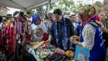 Suasana kemeriahan pesta rakyat Simpedes BRI