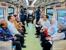 Dampingi Presiden Jokowi Resmikan LRT Jabodetabek, Ketua MPR RI Bamsoet, Dorong Percepatan Transportasi Umum yang Murah dan Aman
