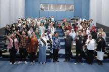 Kepala Perpusnas bersama Wakil Wali Kota Bogor di kegiatan PILM Kota Bogor.