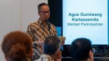 Menperin Agus Apresiasi Pembangunan Smelter HPAL Pasok Bahan Baku Baterai EV