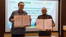 Anthony Utomo, Managing Director Utomodeck Group (kiri) dan Diksi Erfani Umar, Direktur Operasi PT Haleyora Power. 