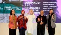  (ki-ka) Public Figure dan Cancer Survivor, Shahnaz Haque; Koordinator Bidang Humas Yayasan Kanker Indonesia (YKI), Pratiwi Astar; Konten Kreator yang juga seorang Caregiver, Hada Kusumonegoro; Survivor Seniman Yayasan Kanker Indonesia (YKI), Umbu L.P. Tangela; dan Country Communications Lead MSD Indonesia, Nabila Astari.