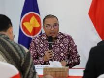 Semangat 65 Tahun Indonesia - Kamboja: KBRI Phnom Penh Selenggarakan Roundtable Dialogue