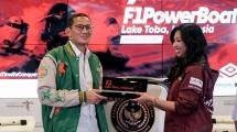 Menparekraf Sandiaga Uno bersama Direktur Pemasaran dan Program Pariwisata InJourney, Maya Watono