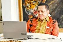 Gotong Royong dan Menghidupi Kewajiban Check and Balances 