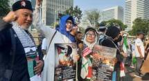  Emak-Emak Ikut Aksi Bela Palestina di Kedubes Amerika Serikat