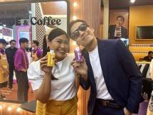OATSIDE Luncurkan Lini Produk Kopi Susu Baru Bersama Duo &ldquo;DesBoi&rdquo; Varian terbaru OATSIDE Caramel Macchiato dan OATSIDE Mocha yang &lsquo;Cocok Enaknya&rsquo; seperti chemistry Desta dan Boiyen