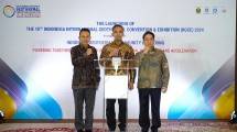 Gigih Udi Atmo, Direktur Panas Bumi, Kementerian ESDM; Julfi Hadi, Ketua Umum Asosiasi Panasbumi Indonesia; dan Boyke Bratakusuma, Ketua Pelaksana The 10th IIGCE 2024