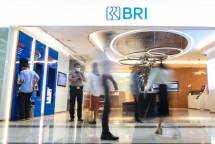 Mesin ATM BRI di dalam kantor