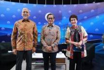 FMB9:Satu Dasawarsa Diplomasi Indonesia Hadapi Dinamika Global.Narasumber:Pahala Nugraha Mansury, Wakil Menteri Luar Negeri RI dan Sidharto R. Suryodipuro, Dirjen Kerja Sama ASEAN Kemlu RI