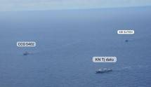 Bakamla RI melalui unsur Kapal Negara (KN) Tanjung Datu-301, melakukan shadowing dan mengusir kapal China Coast Guard (CCG) 5402 di laut Natuna Utara