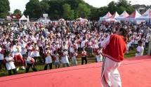 Keseruan NUVO Family di Cirebon Ajak Anak-anak bermain di Luar