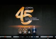 Perayaan 45 tahun perjalanan L&rsquo;Or&eacute;al Indonesia yang dihadiri Menko Bidang Perekonomian, Airlangga Hartarto dan Wakil Menteri Perindustrian, Faisol Riza.