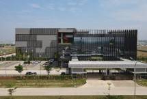 Gedung Data Center NeutraDC.