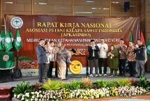 Rachmat Pambudy Menteri Bappenas/PPN saat membuka Rakernas APKASINDO