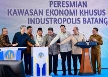 Presiden Prabowo Subianto meresmikan Kawasan Ekonomi Khusus (KEK) Industropolis Batang di Kabupaten Batang, Provinsi Jawa Tengah, pada Kamis, 20 Maret 2025. (Foto: BPMI Setpres)