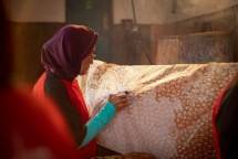 Senyum Pemilik Usaha Batik di Rembang, Usai Rumah BUMN SIG Dampingi 495 UMKM Naik Kelas dan Serap 1.869 Tenaga Kerja